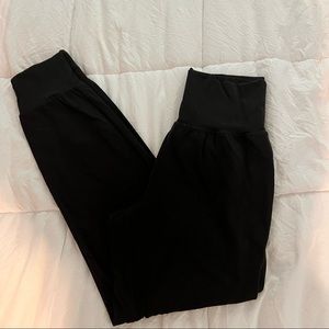 Athleta Salutation Jogger - Black